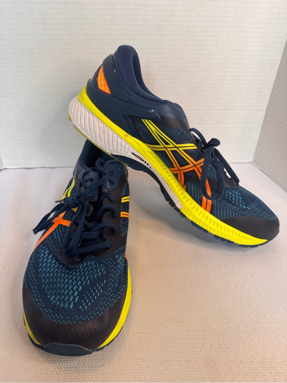 ASICS Gel Kayano 22 Men’s Size 13 Running Shoes